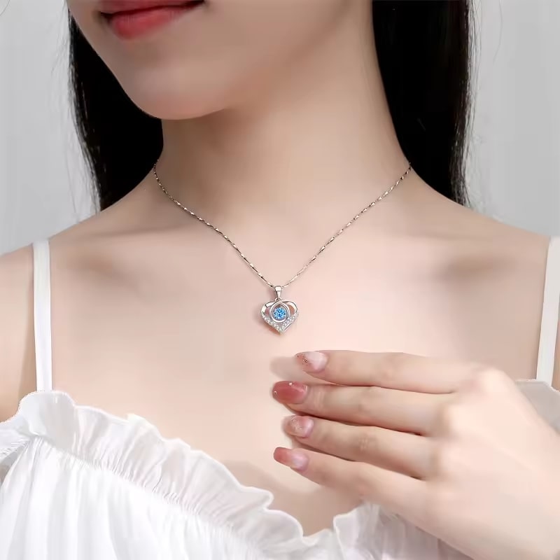 925 Sterling Silver Heart Shaped Necklace Stylish Jewelry Sparkling Heart Design Paved Shining Zirconia Blue